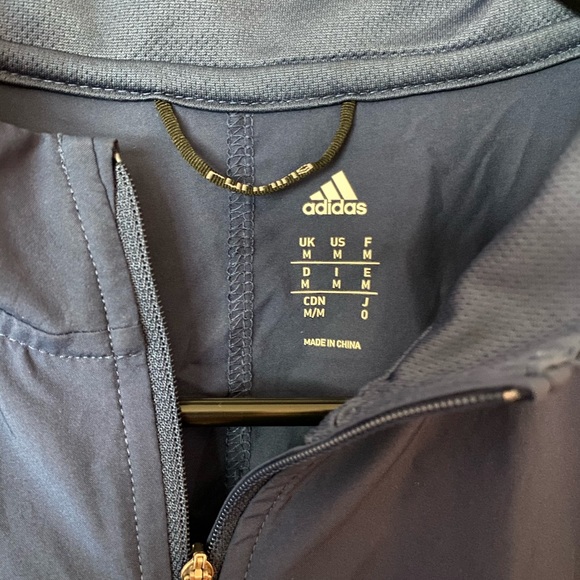 Great Adidas running windbreaker - Picture 3 of 3